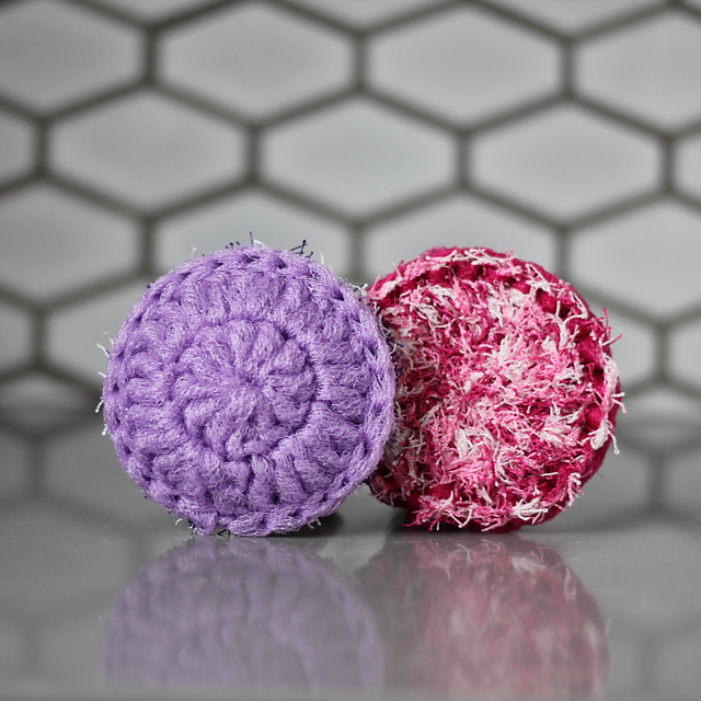 Scouring sponge