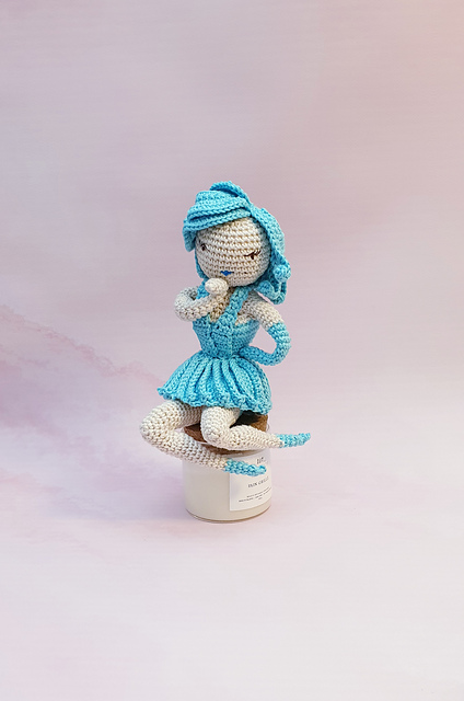 BB Doll Blue Marilyn