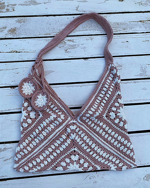 Triangle Granny Square Bag