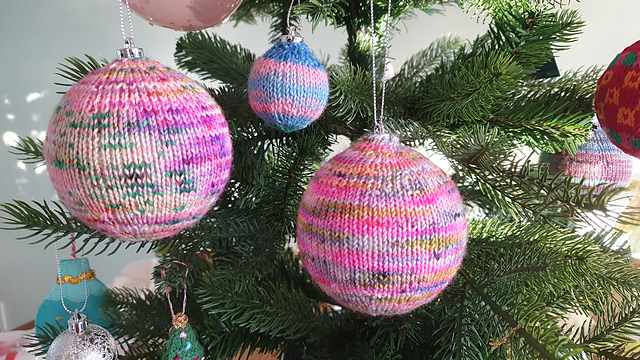 Festive Bauble Cover