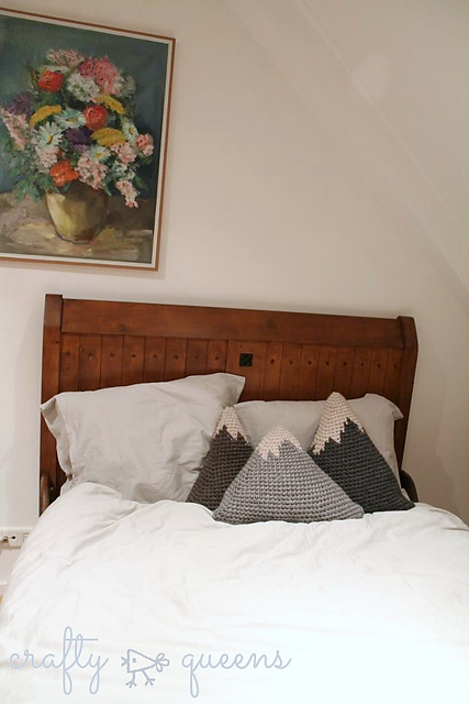 Mountain Pillows