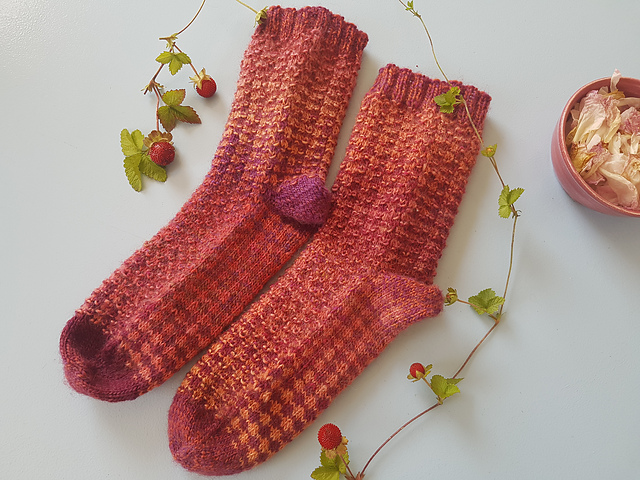 Wild Strawberry Socks