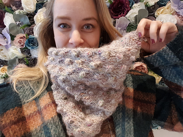 Vlogmas Cowl
