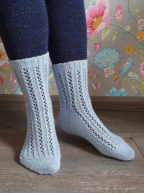 Cottage Dream Socks
