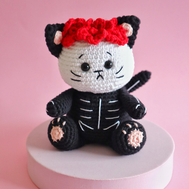 Kuro the Skeleton Cat