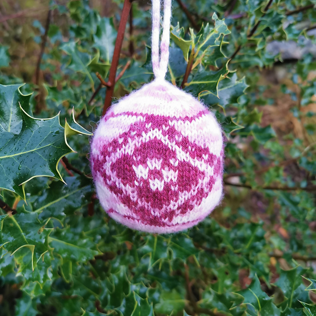 Fleur Élise Christmas Ornament