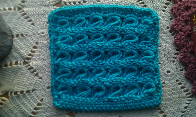 Broomstick Lace Afghan Square