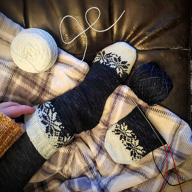 Solstice Socks Cuff Down