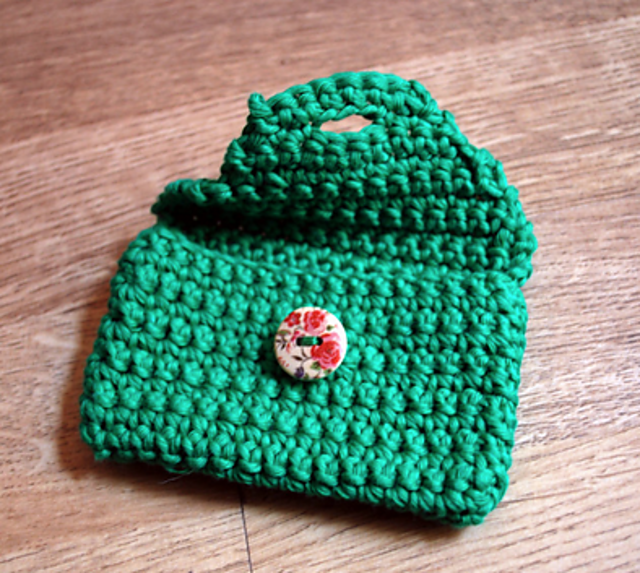 Petite pochette au crochet