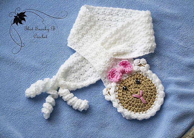 Lovely Little Lamb Cowl