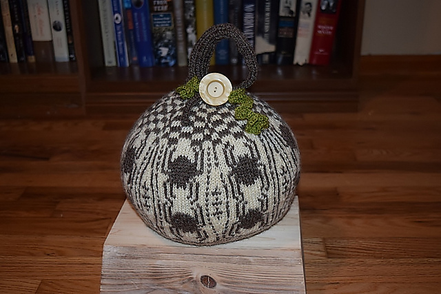 Large Colorwork Pumpkin