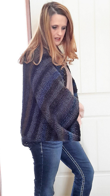 Barcelona Convertible Shrug