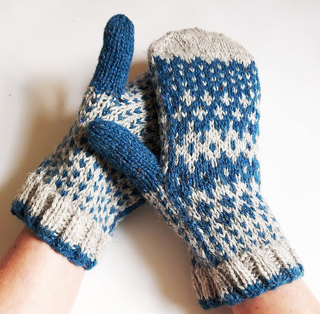Nordic Adventure Mittens