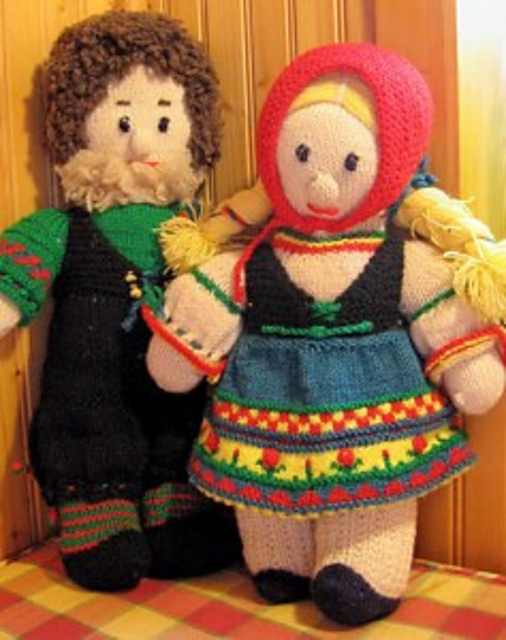 Janez & Petrushka, Slavic Knitted Friends