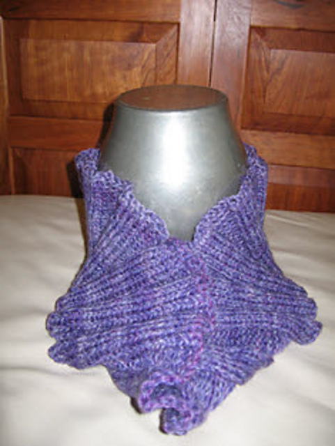 Cowl (in the round)