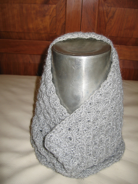 Diminutive Cable Neck Warmer