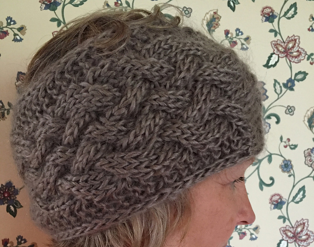 Plaited Cable Headband