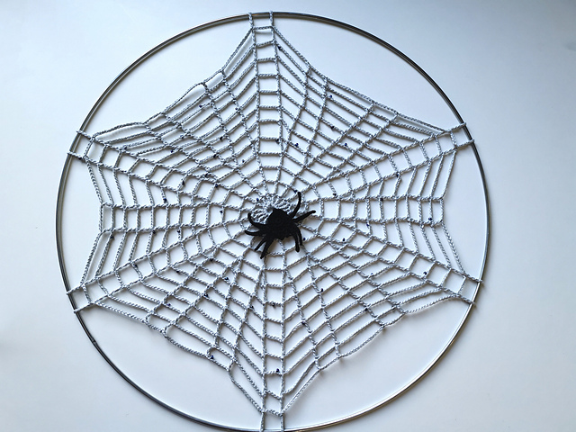 Ravelry: Spider Web Dew Drops Mandala pattern by Carolina Speek