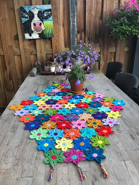 Flower Feest Tablecloth