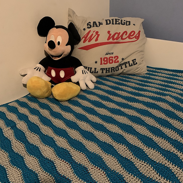 Monkey Stripes blanket