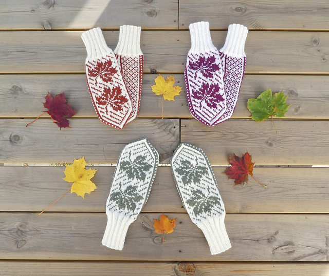 Autumn leaves mittens