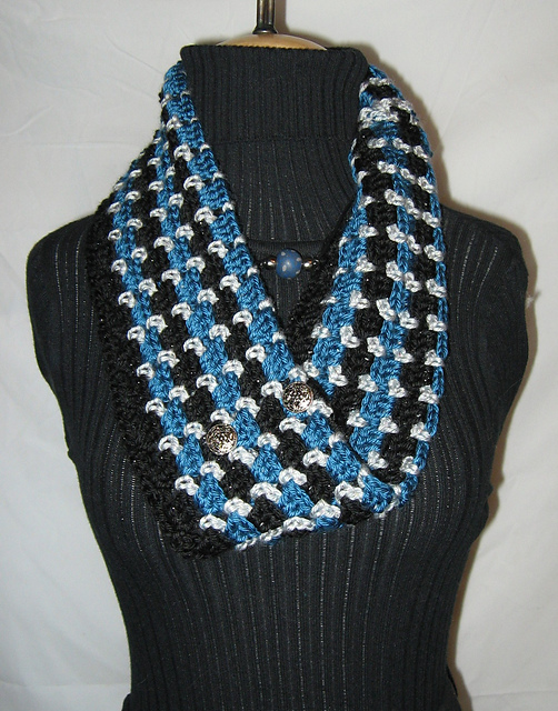 Squared Away Cowl