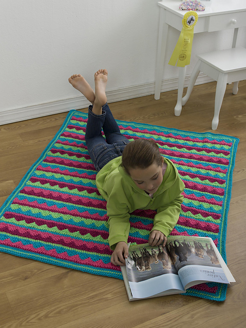 Girly Stripes Throw