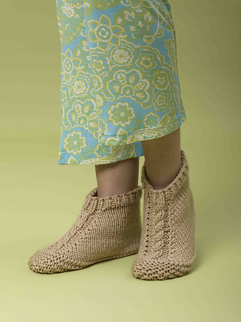 Novice Cable Slippers