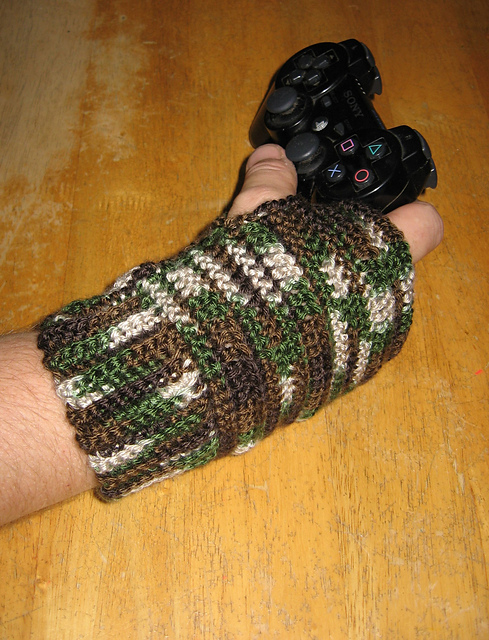 Woodland Fingerless Gloves for Men