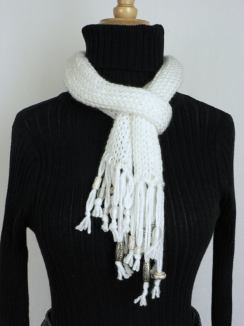 Make a Stylish Scarf-Belt for Mom
