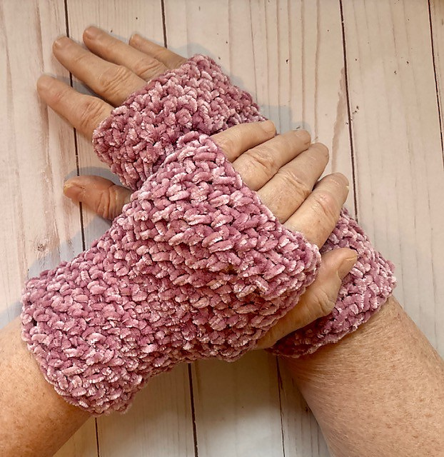 Simple SIdeways Gloves