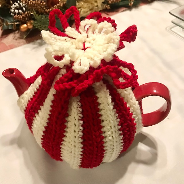 The Merry and Bright Tea Cozy