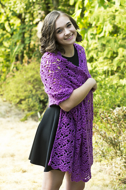 Eminence Shawl