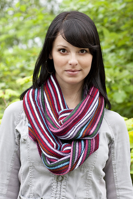 Kaleidoscopic Cowl