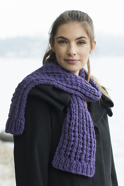 Bulky Mesh Scarf