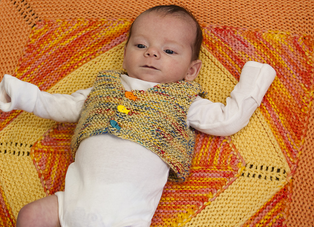 Bordered Triangles Baby Blanket