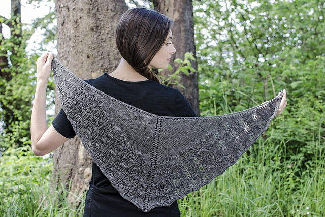 Llamerino Shawlette