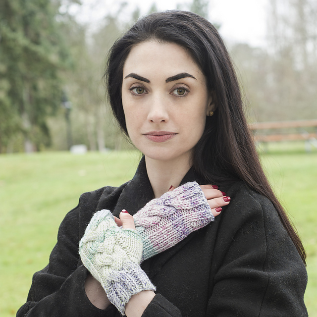 Pent-Up Cabled Mitts