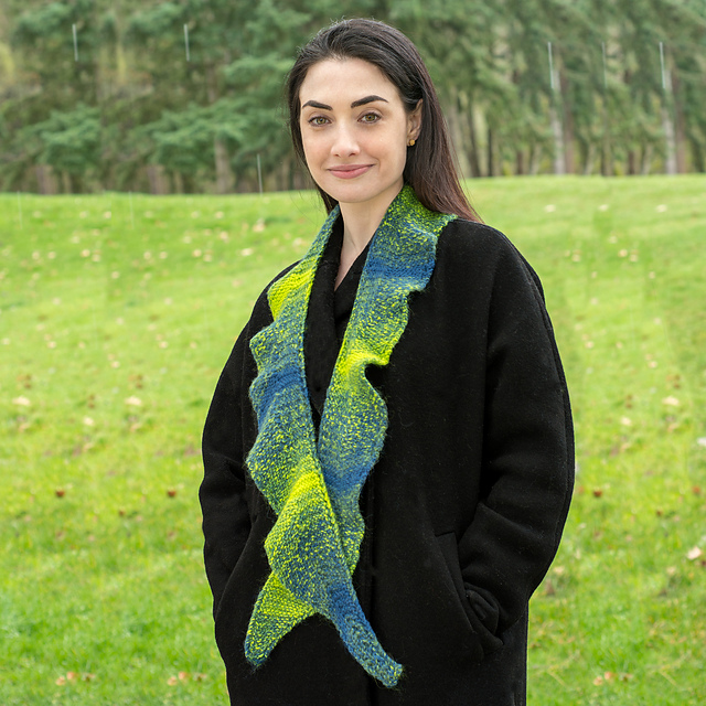 Waves of Shades Scarf