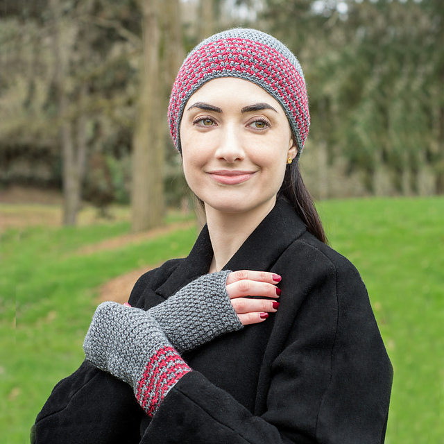 Houndstooth Hat & Fingerless Gloves