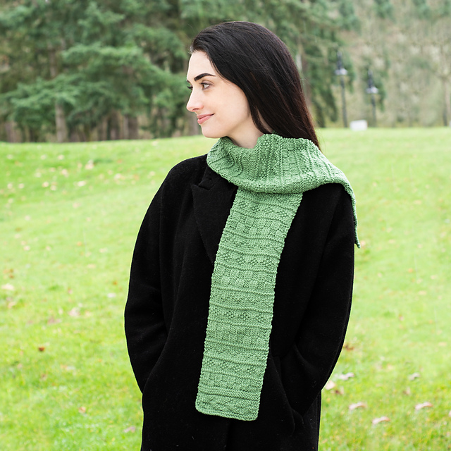 Trading 4s Scarf