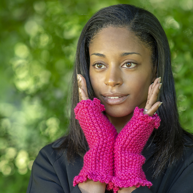 Picot and Seed Stitch Mitts