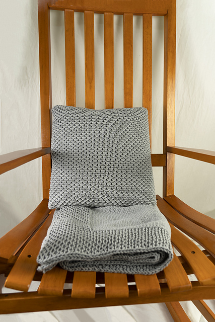 Slip Stitch Throw and Pillow
