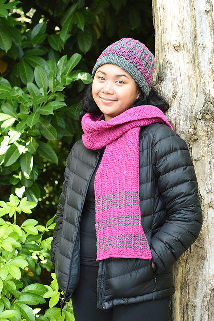 Turnabout Hat and Scarf Set