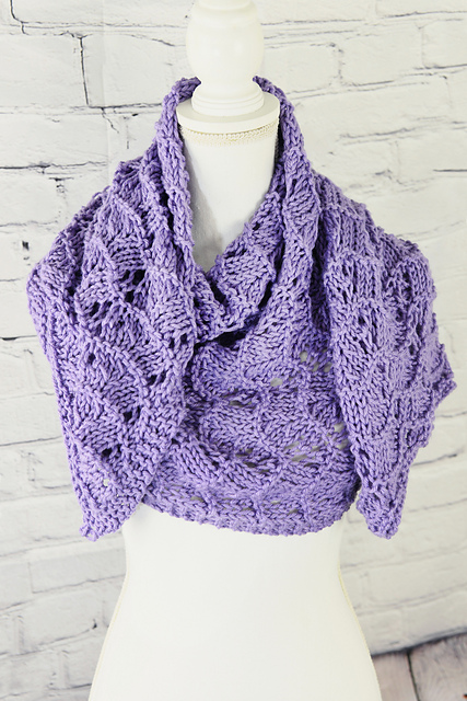 Scalloped Prayer Shawl
