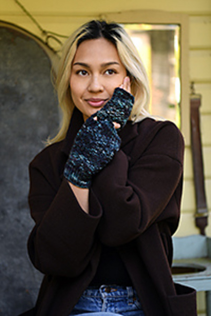 Textured Mitts