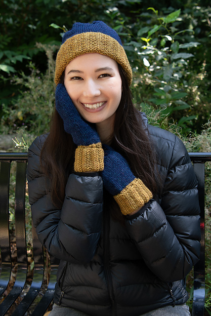 Two-Tone Mittens & Hat Set