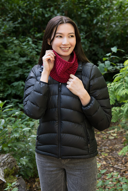 Cabled Cowl