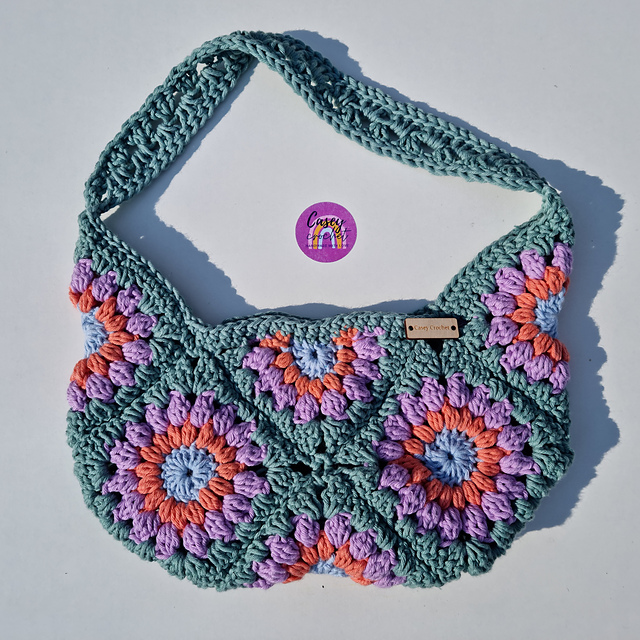 Ravelry Arizona Boho Shoulder Bag pattern by Casey Crochet