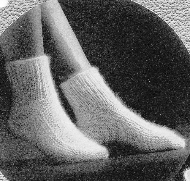 Lady's Bed Socks
